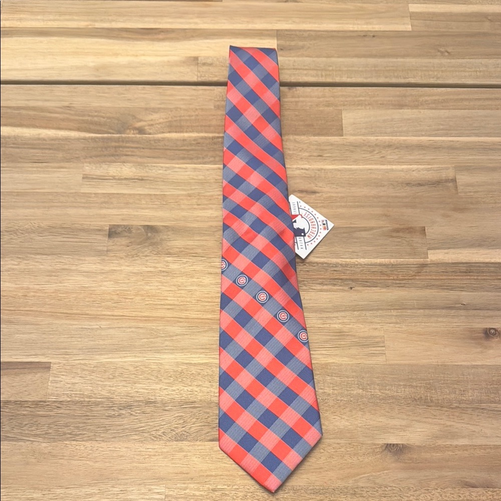 NWT! Genuine Merchandise Chicago Cubs Blue and Red Checkered Tie